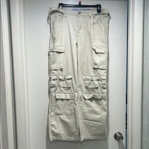 Women’s Cream Cargo Pants